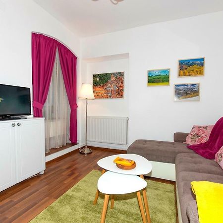 Ava'S Home Brasov Luaran gambar