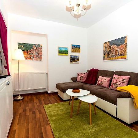 Ava'S Home Brasov Luaran gambar