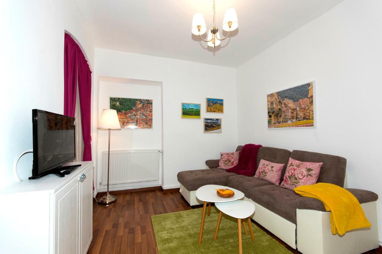 Ava'S Home Brasov Luaran gambar