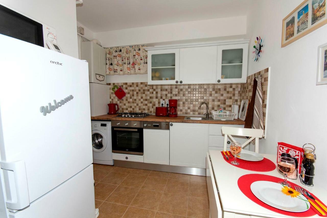 Ava'S Home Brasov Luaran gambar