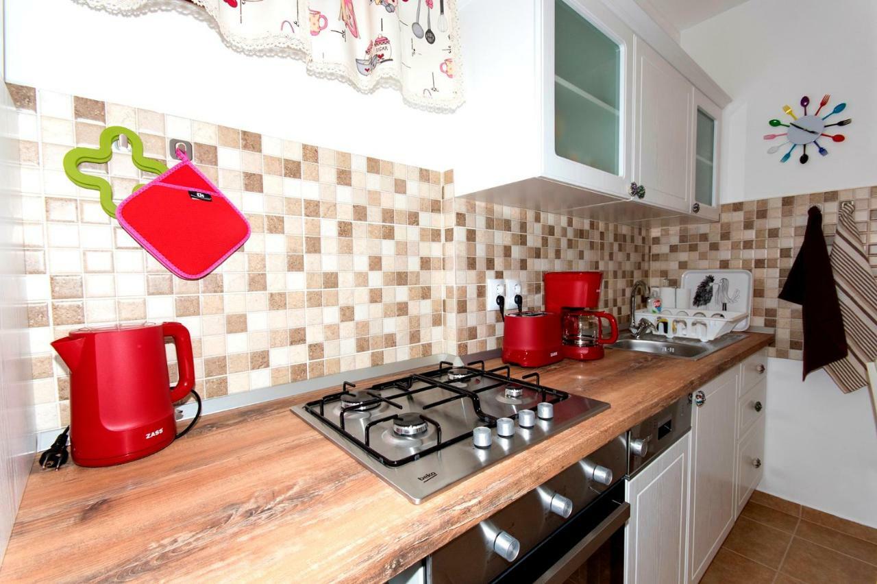 Ava'S Home Brasov Luaran gambar